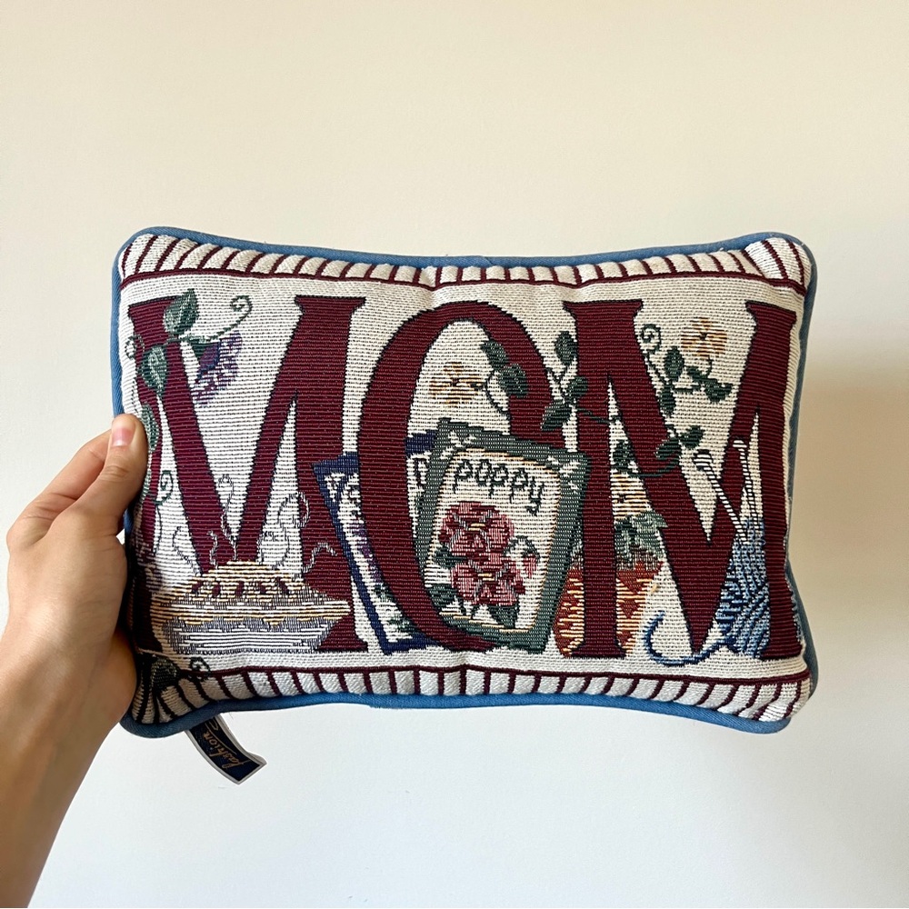 ☾ Vintage “MOM” tapestry throw pillow — baking, gardening, knitting details